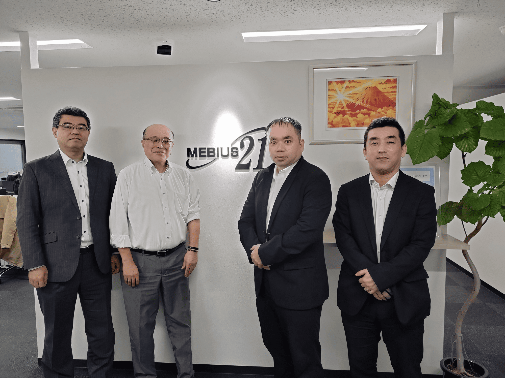 直行直帰のマイカーの業務利用管理と社用車の位置情報の把握に活用