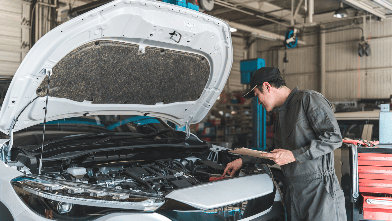 社用車の車検について徹底解説！費用内訳や必要書類、注意点までのサムネイル
