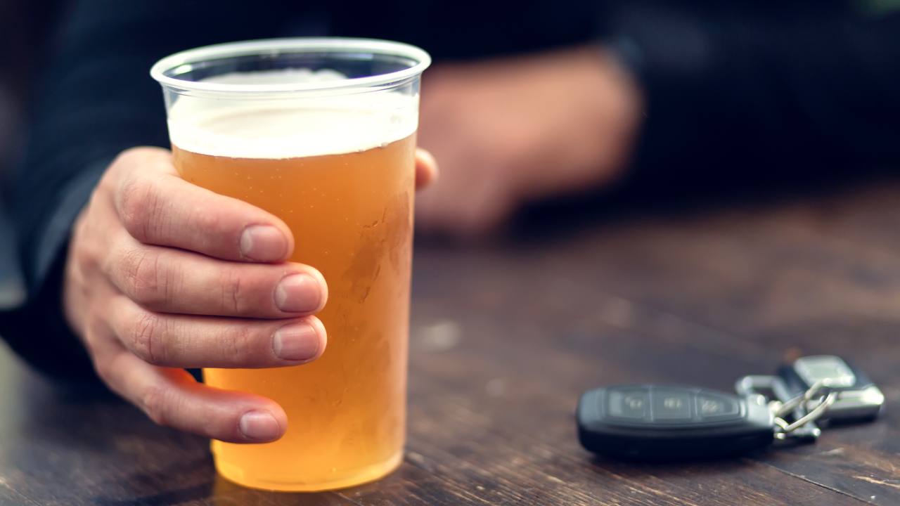 ノンアルコール飲料（ビール）なら飲酒運転にならない？微量にアルコールを含む場合も【弁護士監修】のサムネイル