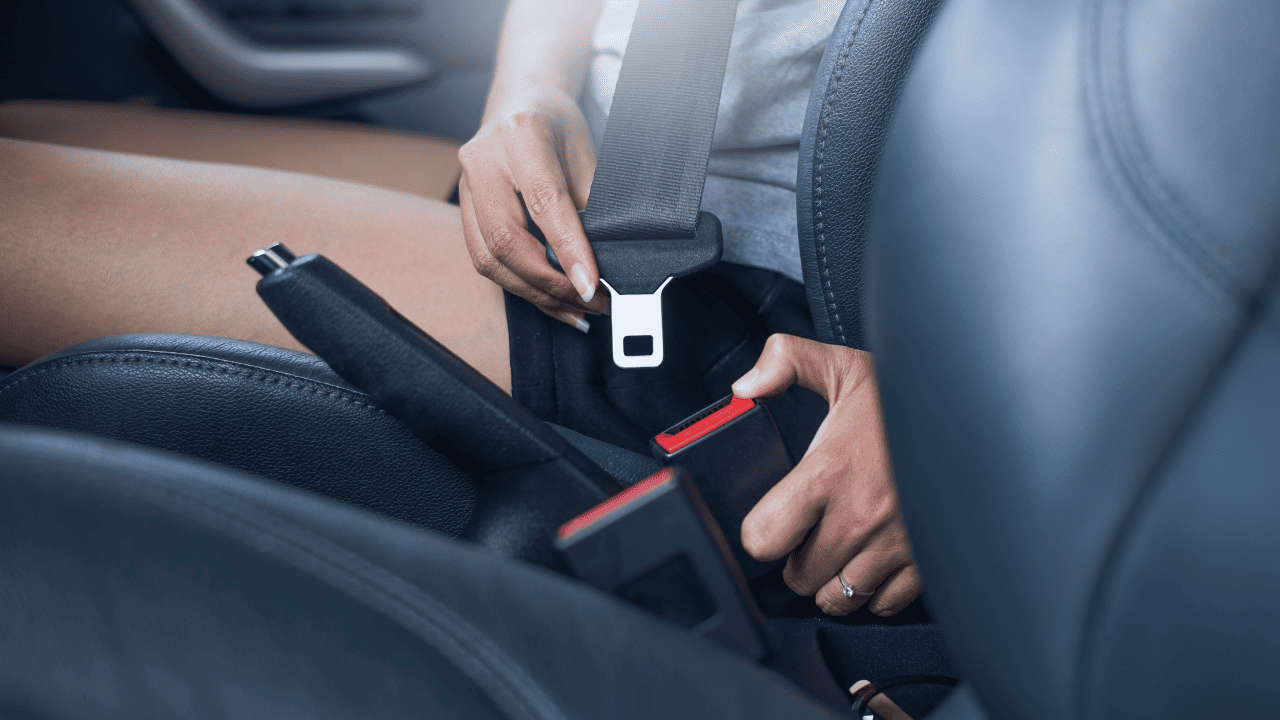 安全運転義務違反とは？種類と防止策を徹底解説