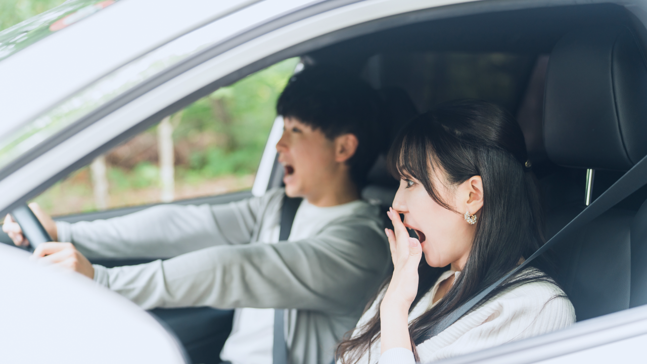 運転のヒヤリハット事例集｜交通安全の代表例・指導ポイント・再発防止策のサムネイル